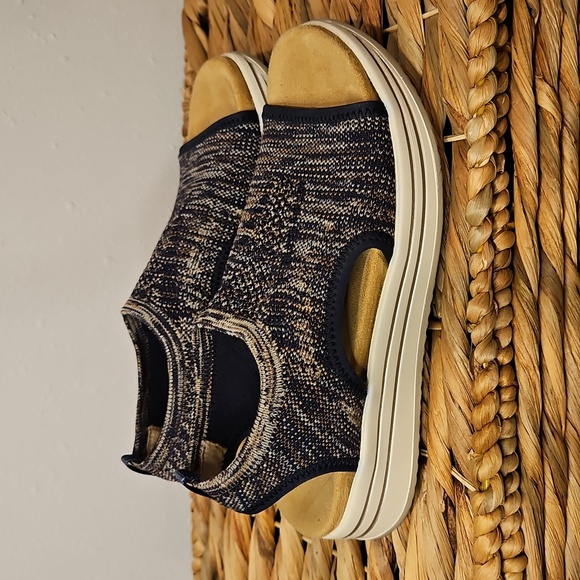 Remonte Soft Womens Navy & Tan Stretchy Comfort Open-Toe Shoes Sandals Sz.37 / 7 - Picture 2 of 7